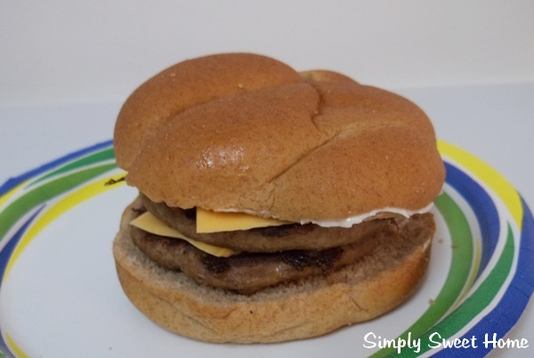100_4049 turkeyburger