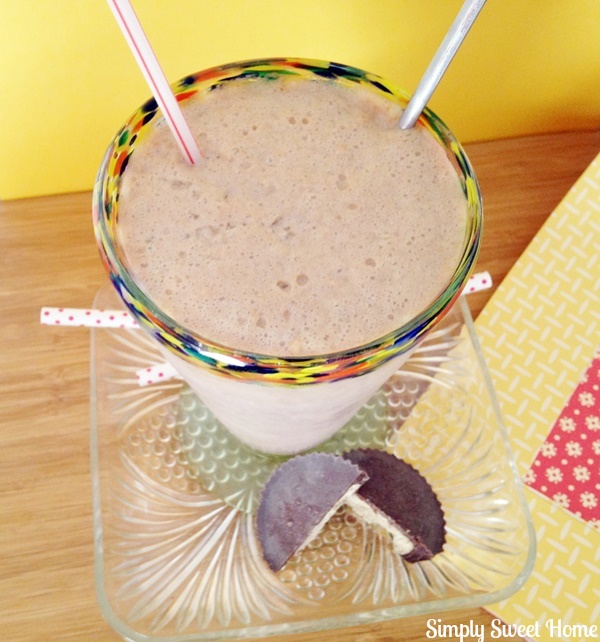 Chocolate Peanut Butter Smoothie
