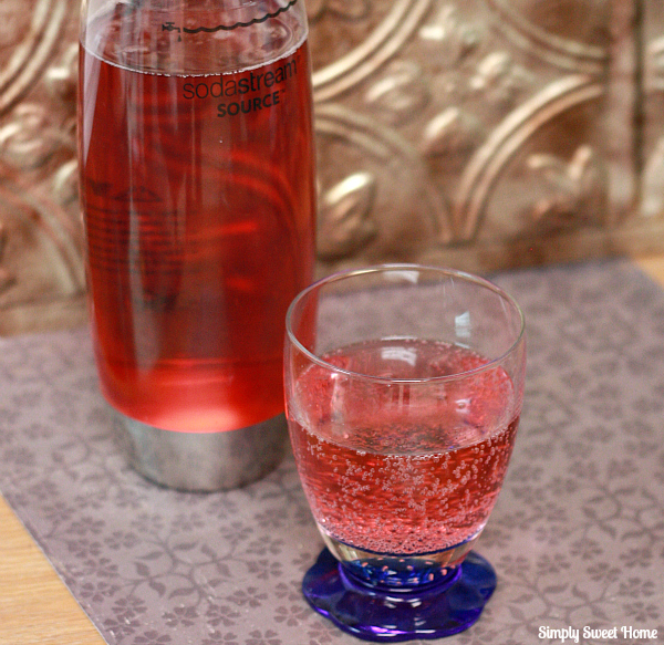 Sparkling Berry Water