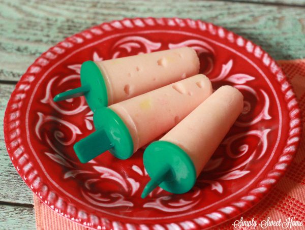 homemade-strawberry-banana-orange-popsicles